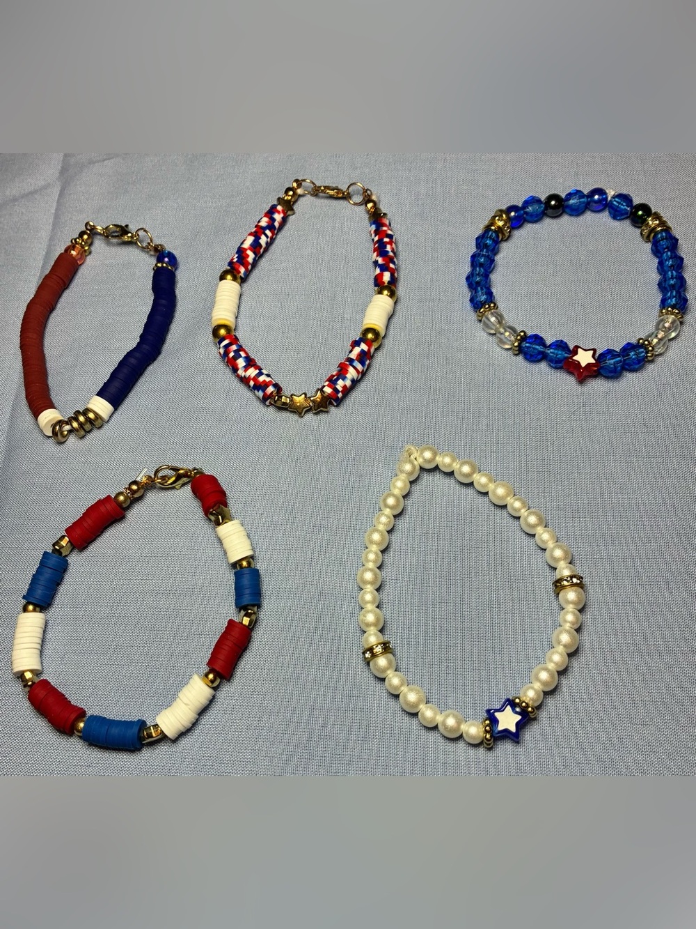 Handmade kids Pearl and Star Bead Stretch Bracelet - White with Blue Star